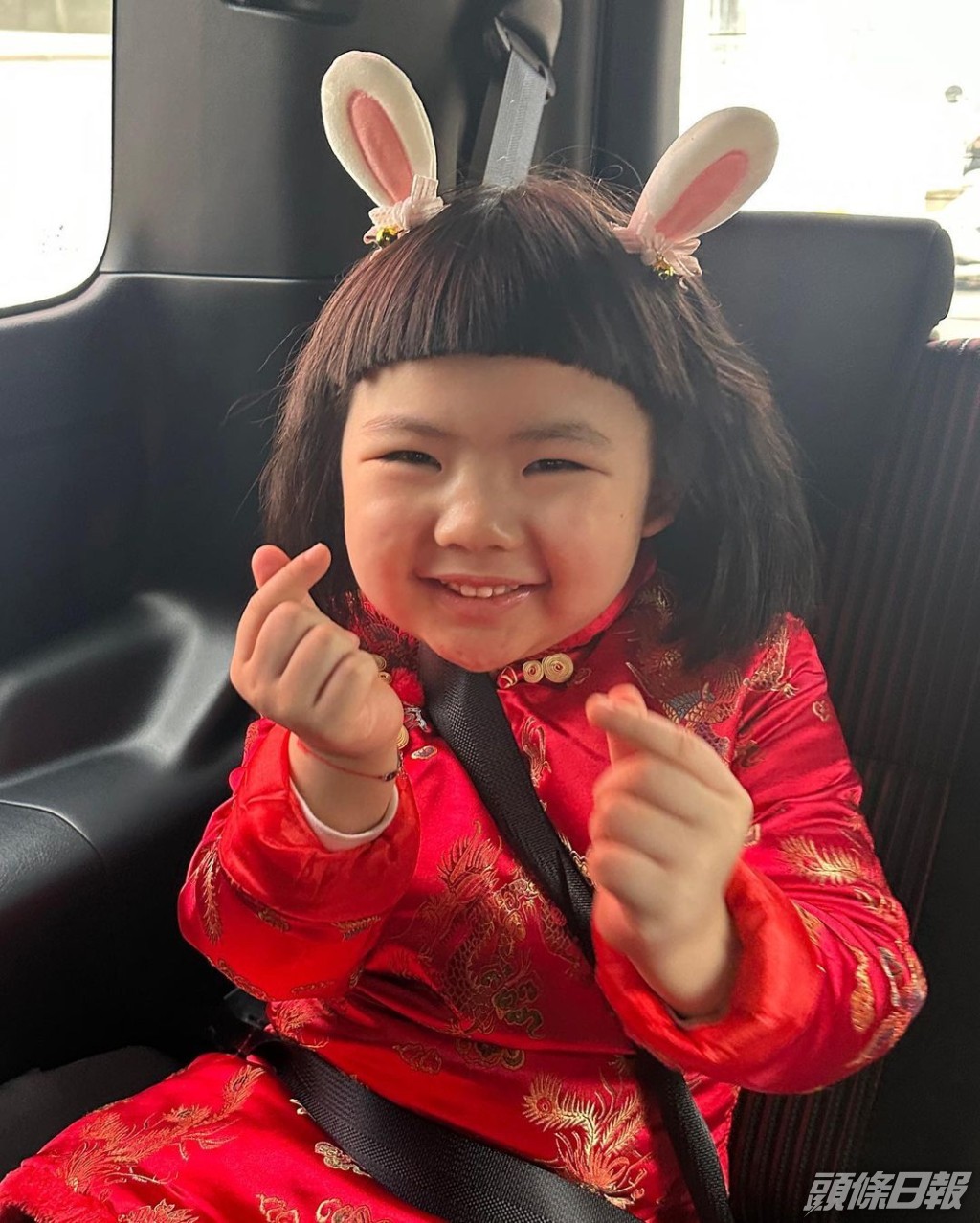 Lucy呢個免仔Look好得意。